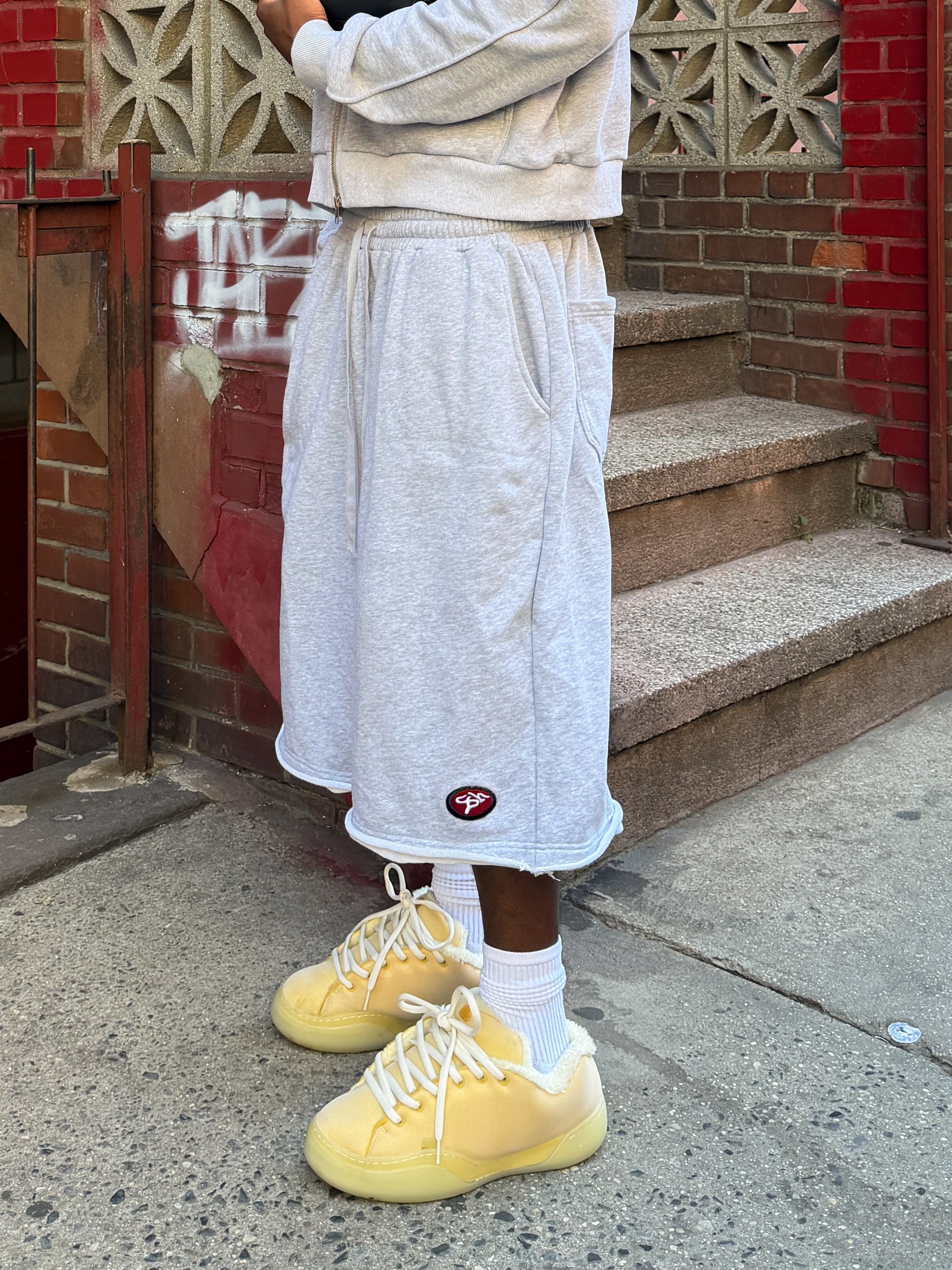 EVERYDAY™ SHORTS - GREY