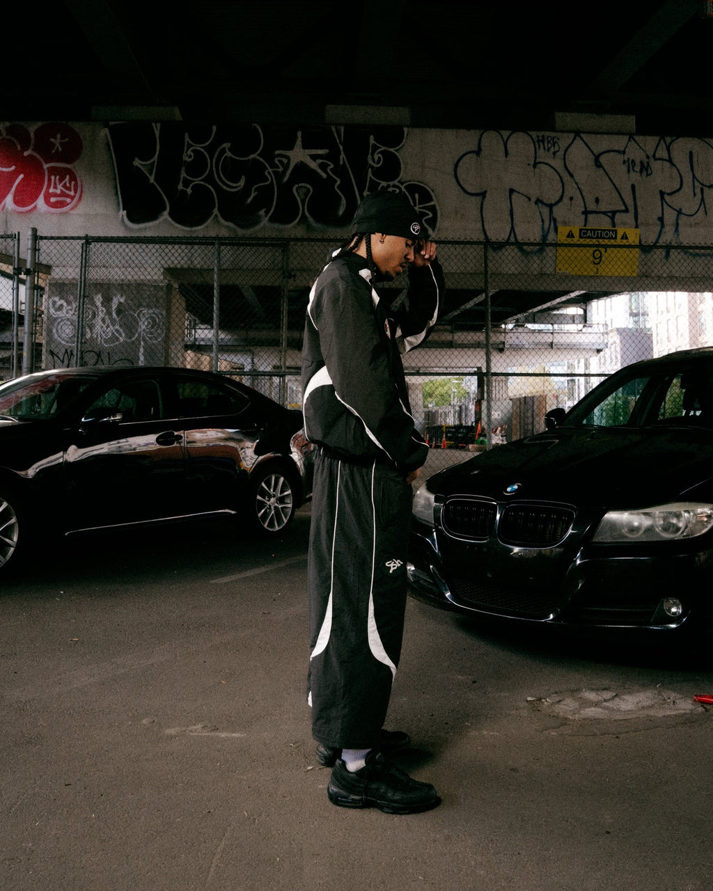 SHMS TRACK JACKET - BLACK - STLNHRTS