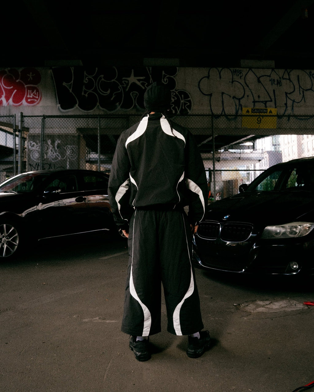 SHMS TRACK JACKET - BLACK - STLNHRTS
