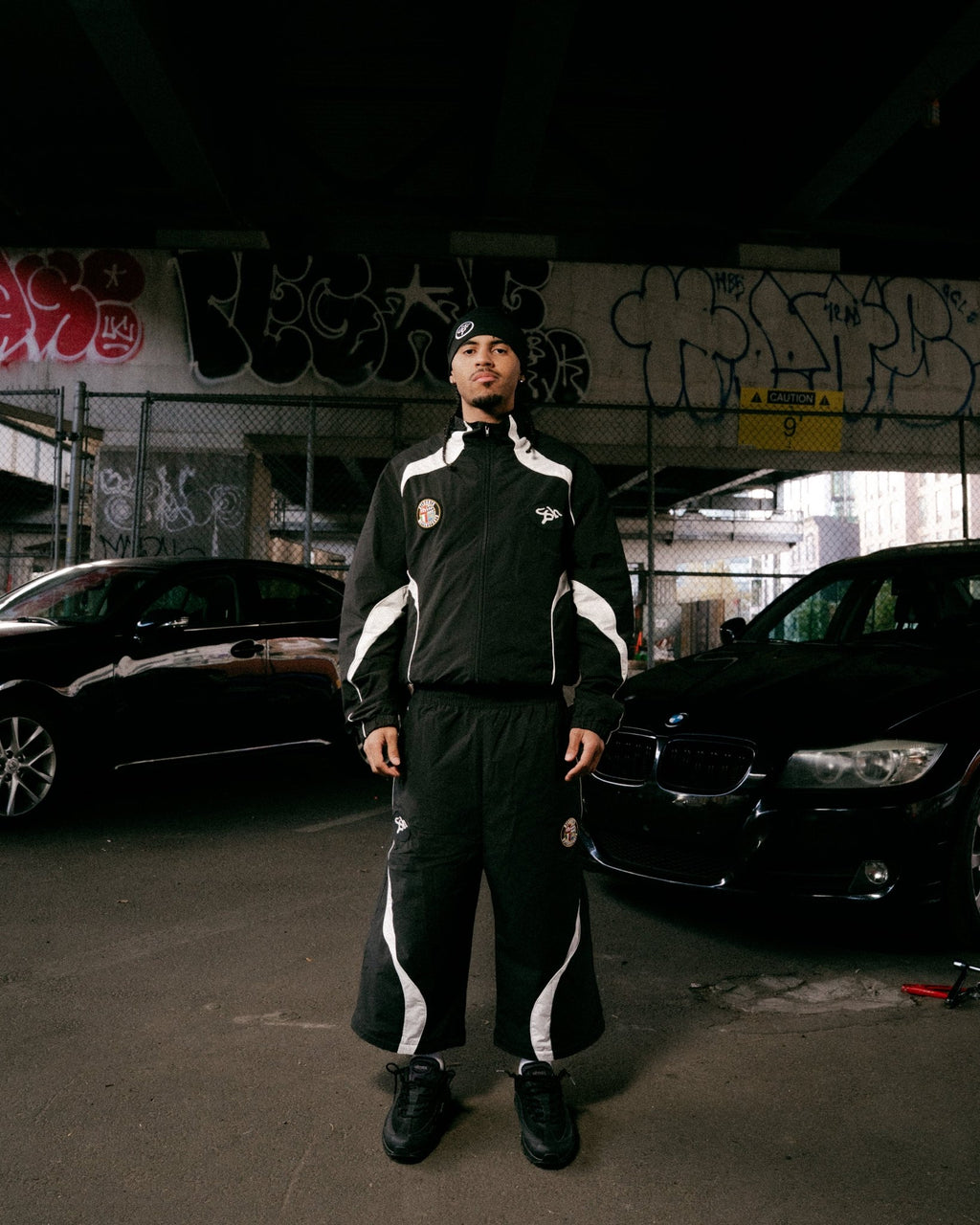 SHMS TRACK JACKET - BLACK - STLNHRTS