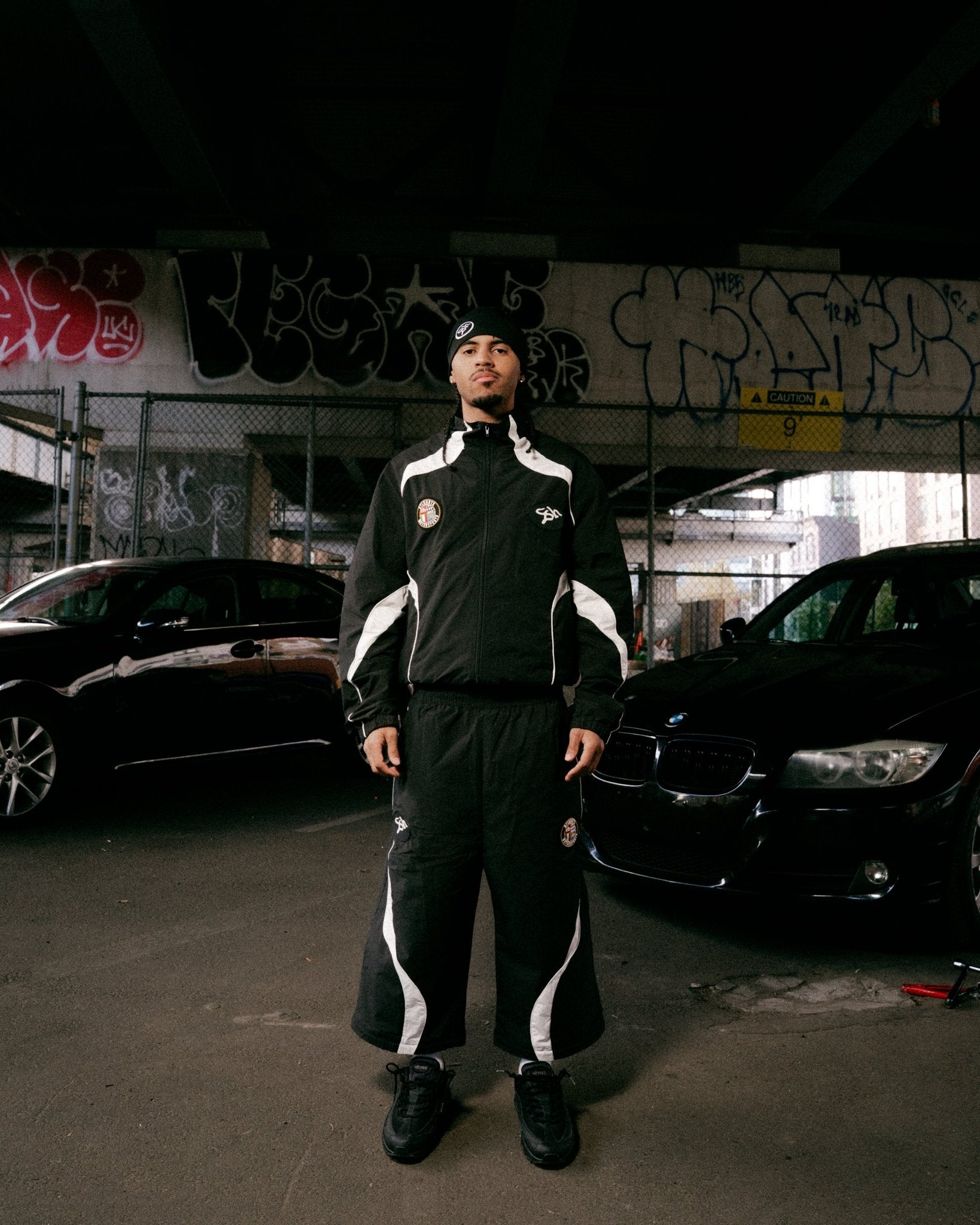 SHMS TRACK JACKET - BLACK